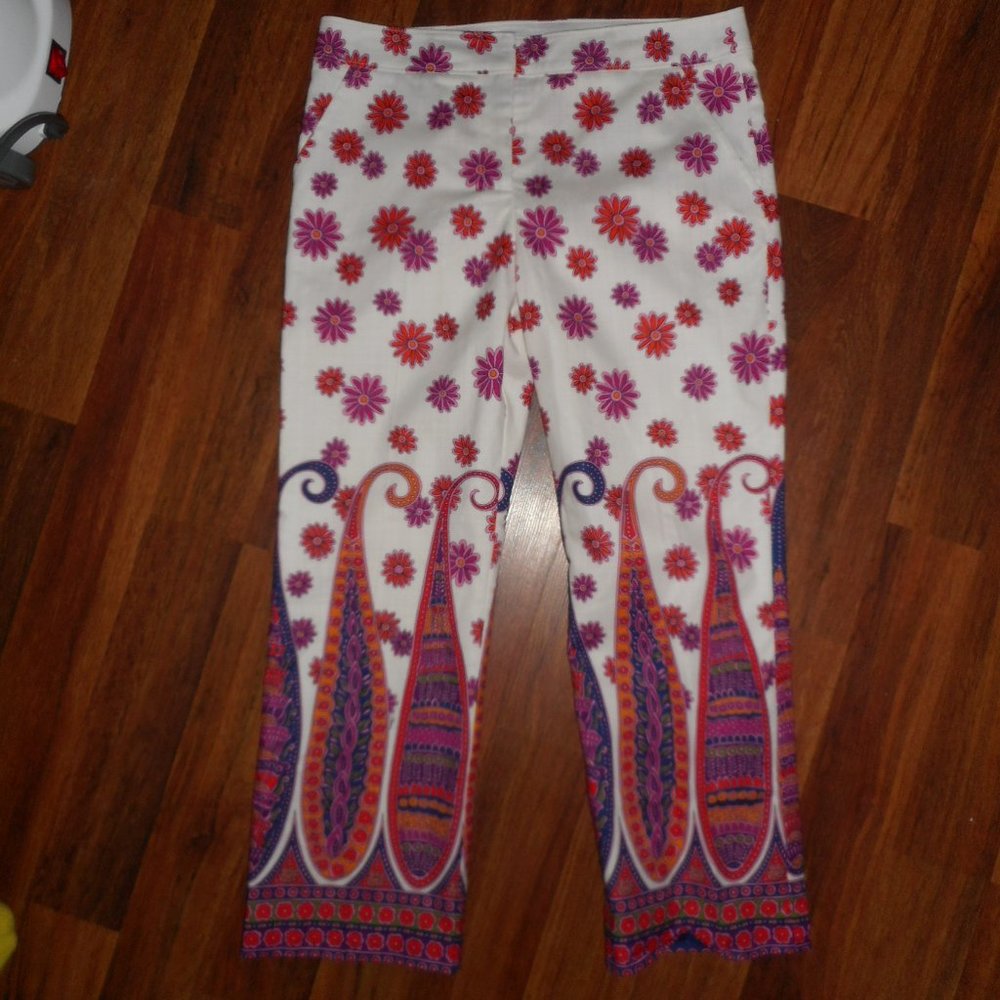 NWT Trina Turk white and paisley pants, pink and purple, 6 - Picture 8 of 8